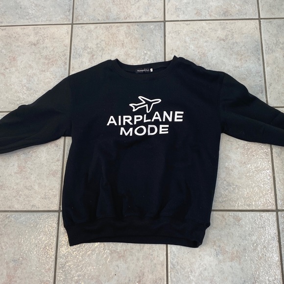 Graphic airplane mode sweatshirt. Medium great shape - Picture 1 of 4